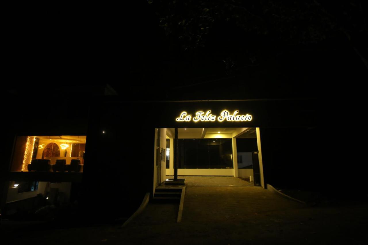 La Feliz Palacio イェールカードゥ エクステリア 写真